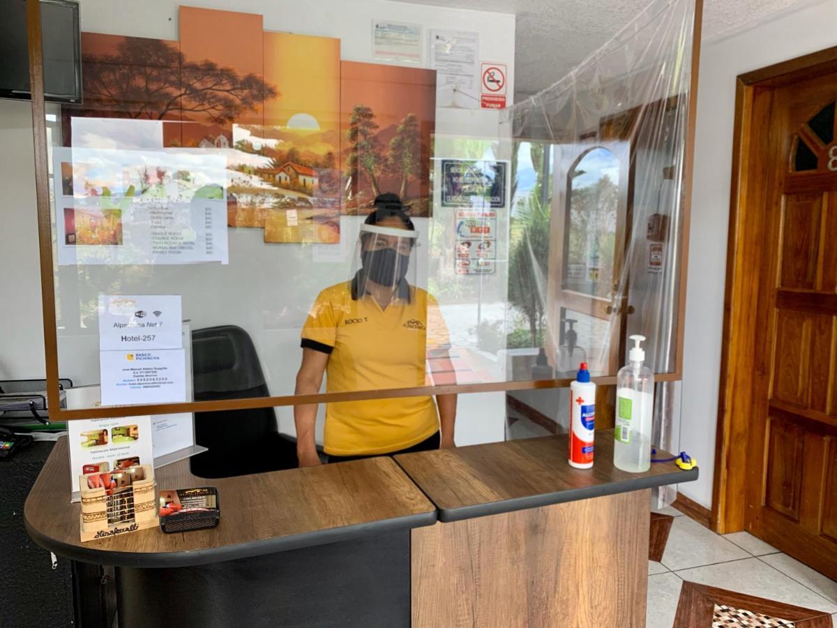 Hotel Alpachaca Quito Airport Tababela Zewnętrze zdjęcie