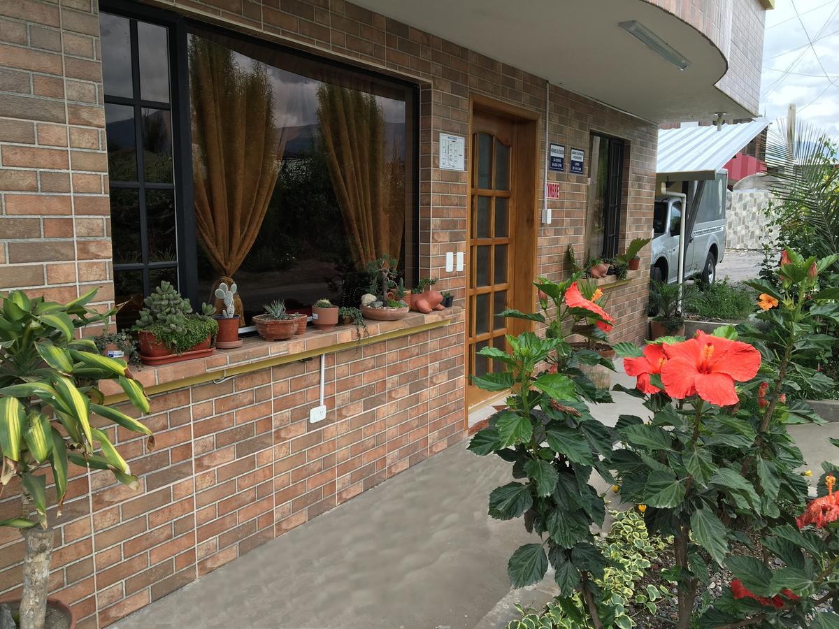 Hotel Alpachaca Quito Airport Tababela Zewnętrze zdjęcie