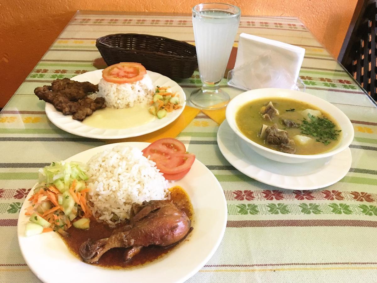 Hotel Alpachaca Quito Airport Tababela Zewnętrze zdjęcie